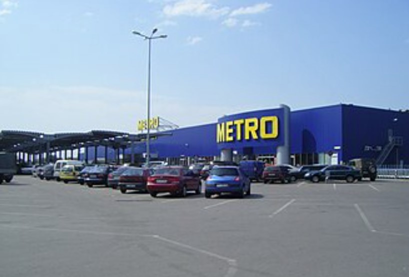 У Запоріжжі закривається ТЦ METRO через атаки росіян